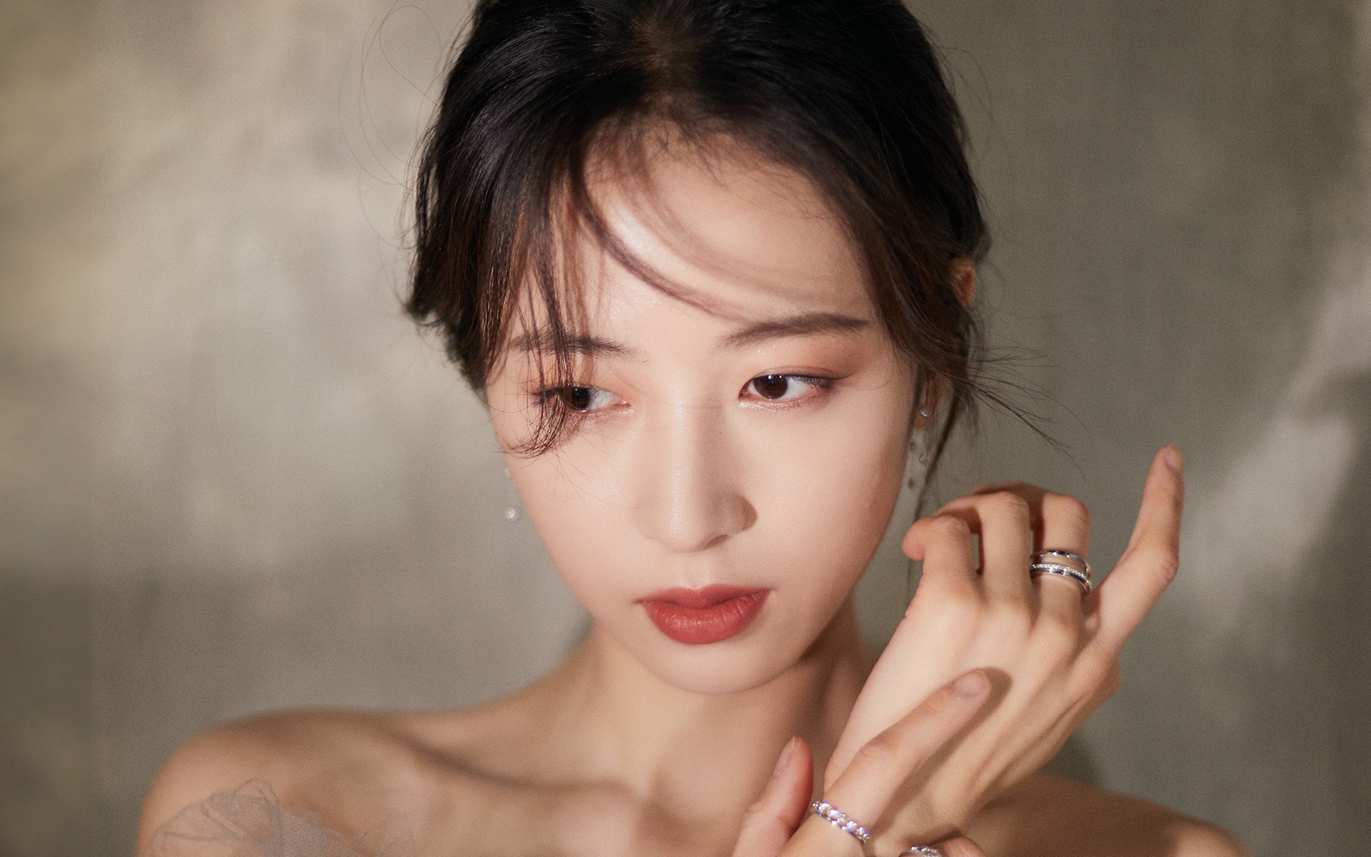 爱游戏下载-阿森纳引进年轻中场球员，未来可期，阿森纳青训球员