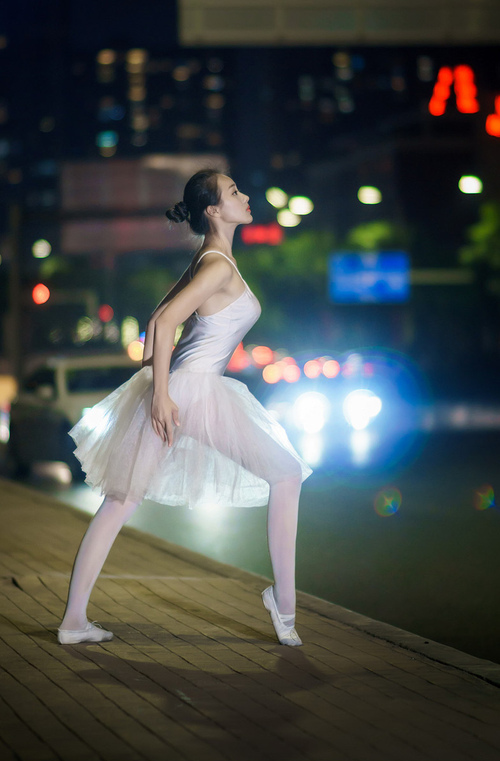 爱游戏娱乐平台-职业联赛观众流失严重，职业联赛观众流失严重吗